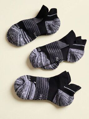 3 pairs Bombas Women's Running Ankle Socks Black Size M